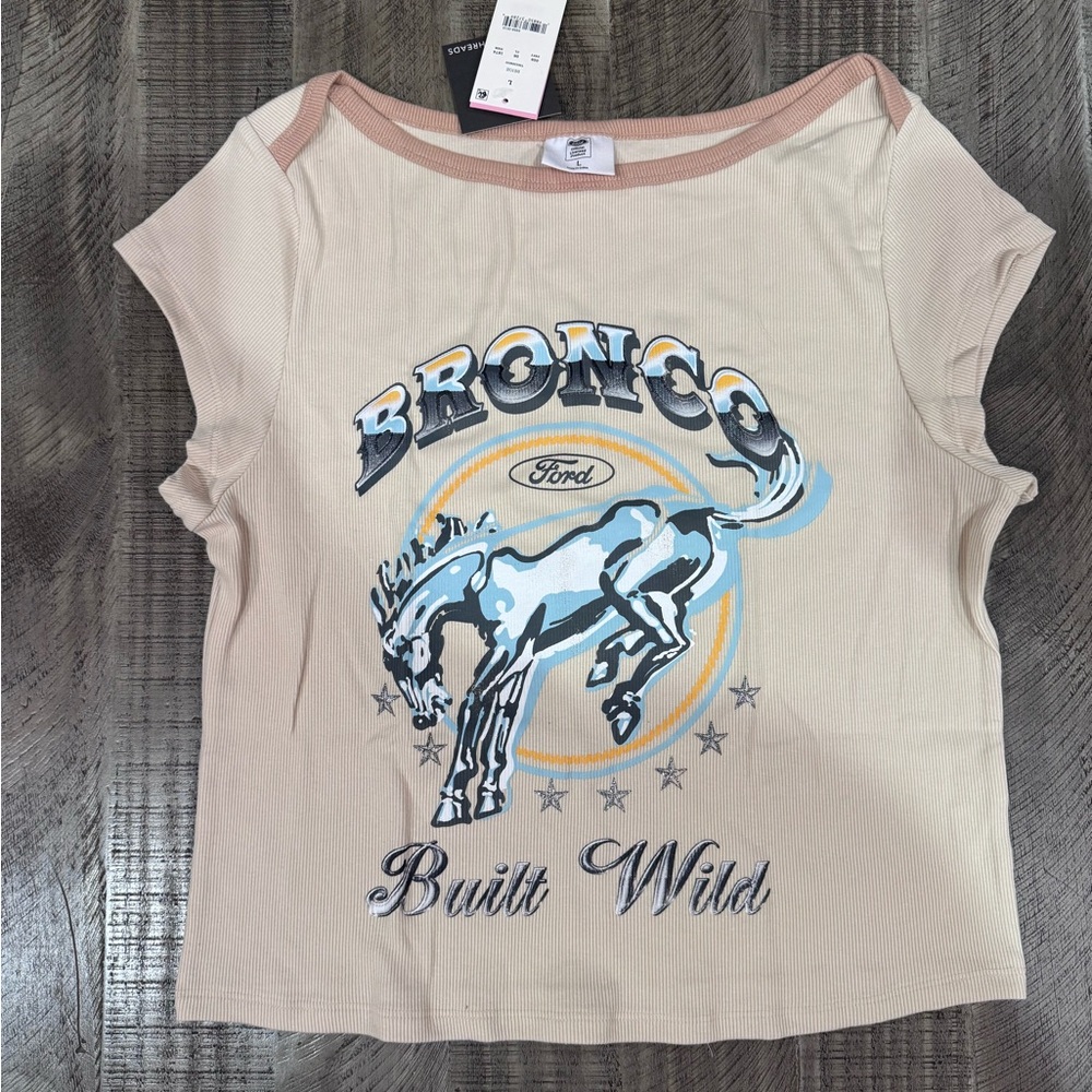 Ford Bronco fitted tee- size Large